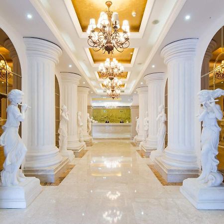 Vienna Hotel Banxuegang Road Shenzhen Buitenkant foto